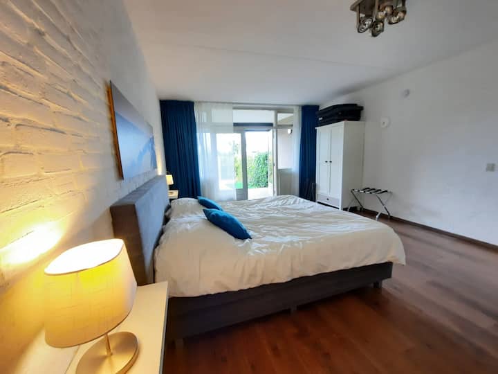Holiday home Bruinisse VP013 at marina