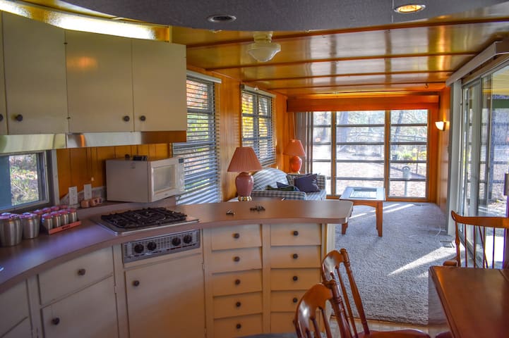 Airbnb Merlin Vacation Rentals Places To Stay Oregon