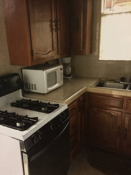 Kitchen!!! Do you want to cook by yourself?
厨房!!!您想自己小试牛刀吗?