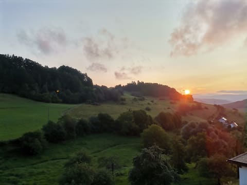 Beautiful apartment in a quiet location, view of the countryside, old combined with new and free par