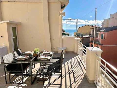 Popular Airbnb listing: Meraviglia Terrace in Riomaggiore