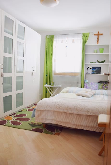 Kleines gemütliches Zimmer für deinen Kurzurlaub
