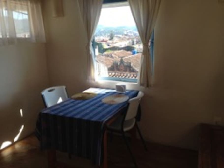 Comedor con vista panoramica.