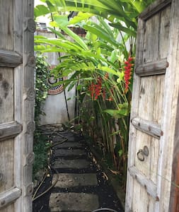 Zen Private Room - Secret in Honolulu