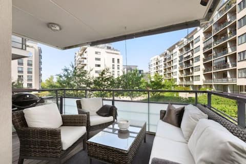 Wow, Apartment with great location.