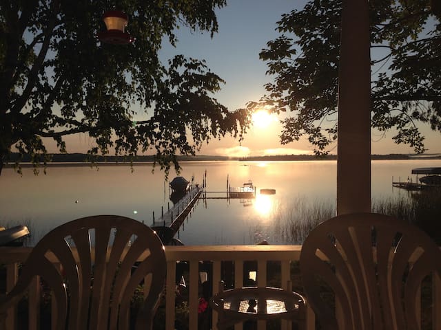 Escape to the Lodge Conway