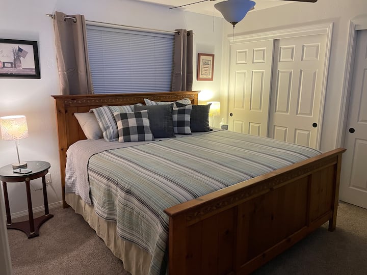 Hlavná spálňa (manželská posteľ)