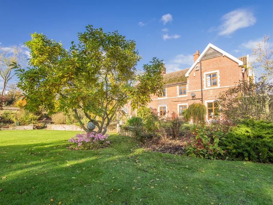 Thee house from the garden