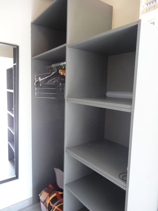 LE DRESSING