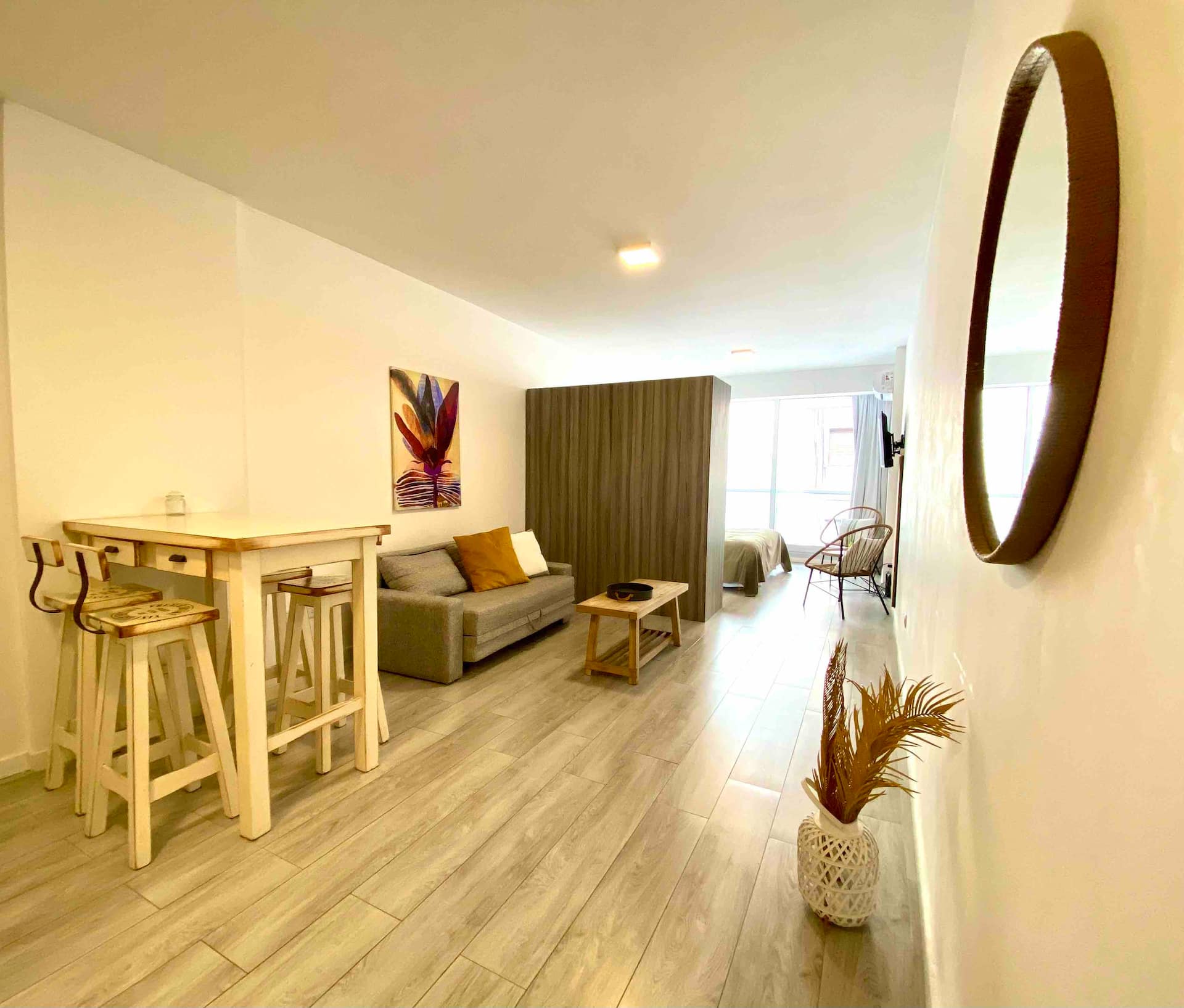 Recoleta! Spacious and silent/fast wi fi/metro! 8C