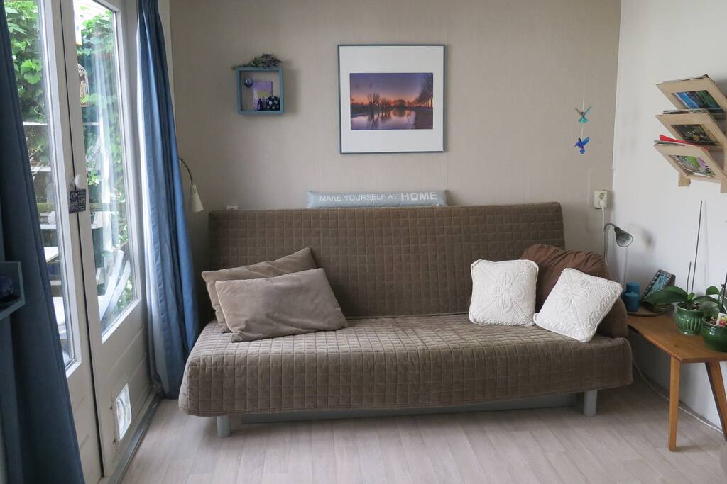 Zit-slaapkamer, met bedbank