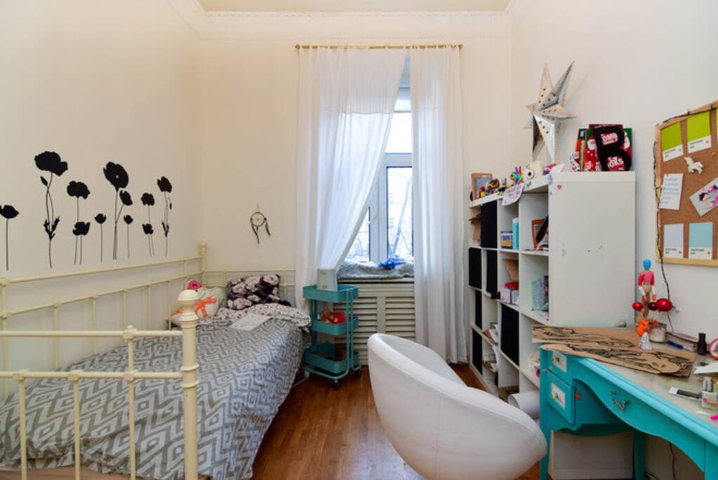 Guest room
