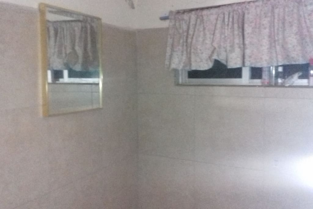 Baño dormitorio.