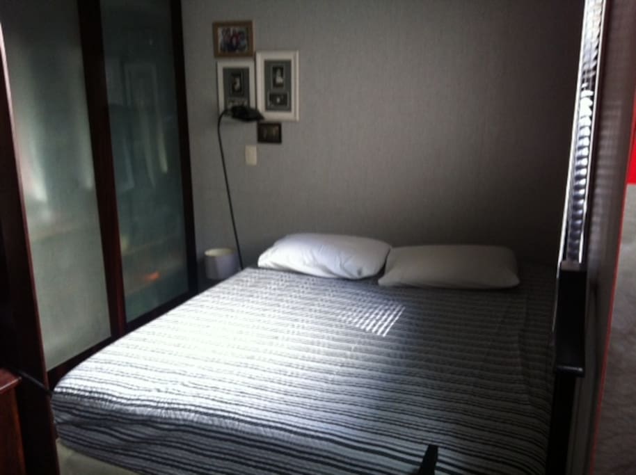 dorm.