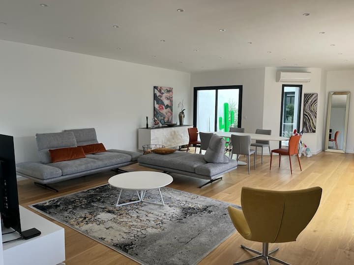 Villa Haut De Gamme 160 M2 Piscine Chfé Et Jacuzzi - Le Grau-du-Roi
