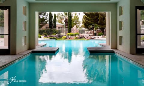 Perfect for Business Travelers; Two Suite Condo!