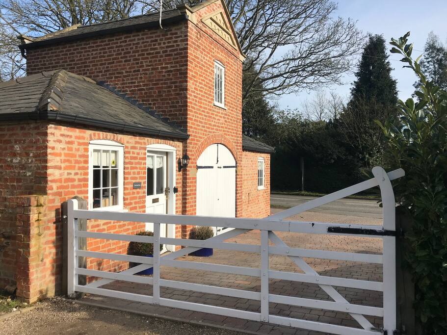 The big white gate you can't miss