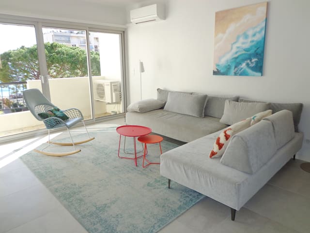 Agence Les Palmiers managed Airbnb listing 1