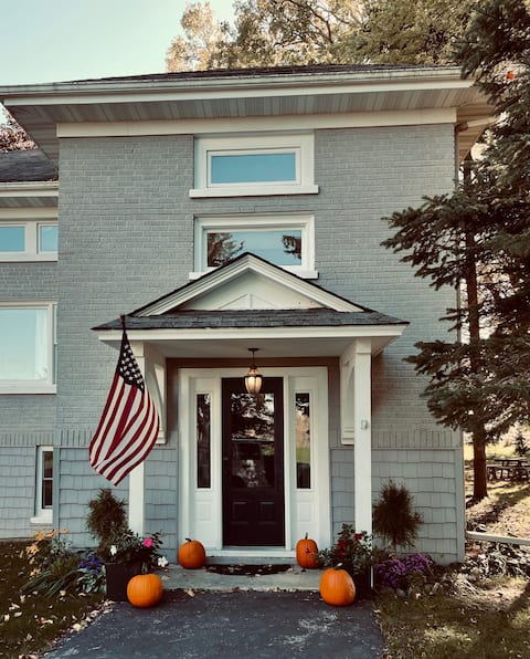 Schoolhouse Straight Inn-Hot Tub- Suana - plunge