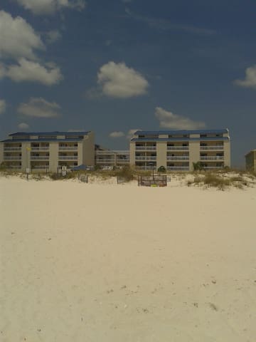 Beachside Studio Condo With Side Facing Balcony Apartments For Studio Condo With Side Facing Balcony