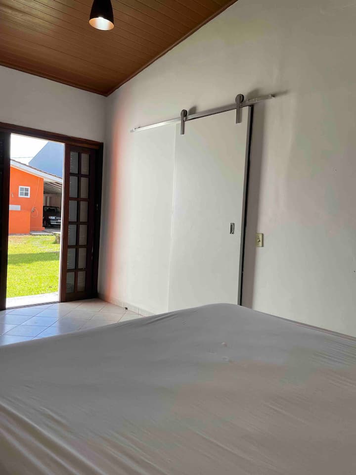 ოთახი 5 კონდიციონერით