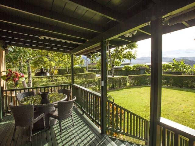 Hanalei Cottage A/C across from HanaleiBay TVR1091