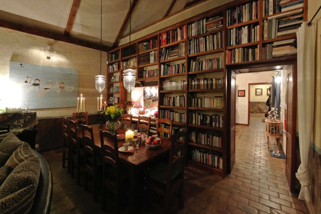Livingroom and corridor