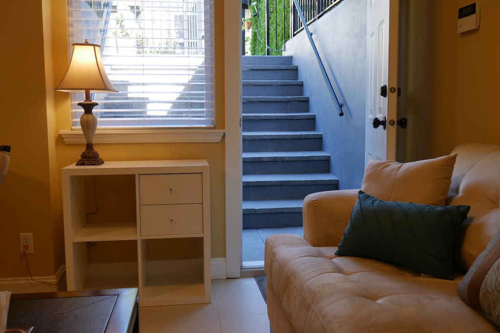 En suite entrance