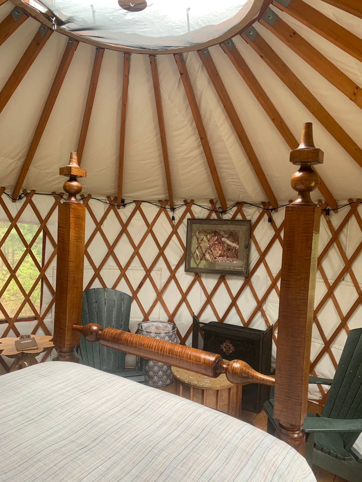 PINES YURT (Near Duluth/Jay Cook State Park) - Yurts for