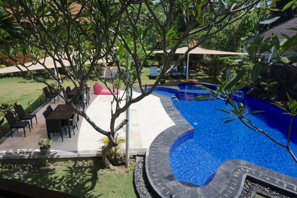 Pool & shade from Villa 3