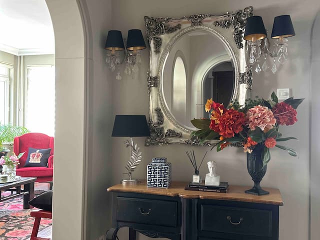 Nişantaşı Luxury Posh 2BDR*3A/C*Free airpt pick up gallery image 2