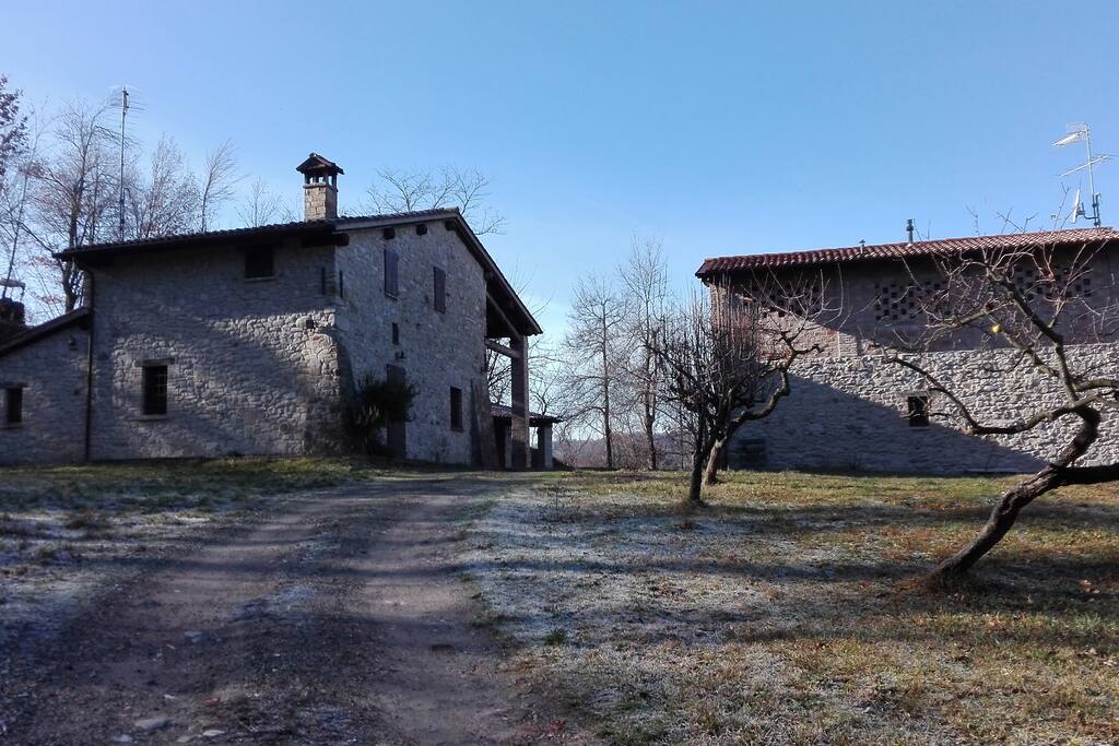 STRADA D'ACCESSO