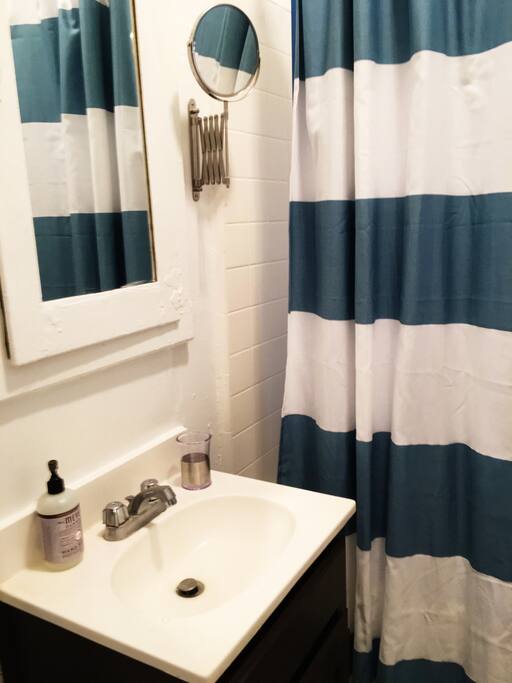 Great bathroom with breeze and great water pressure.