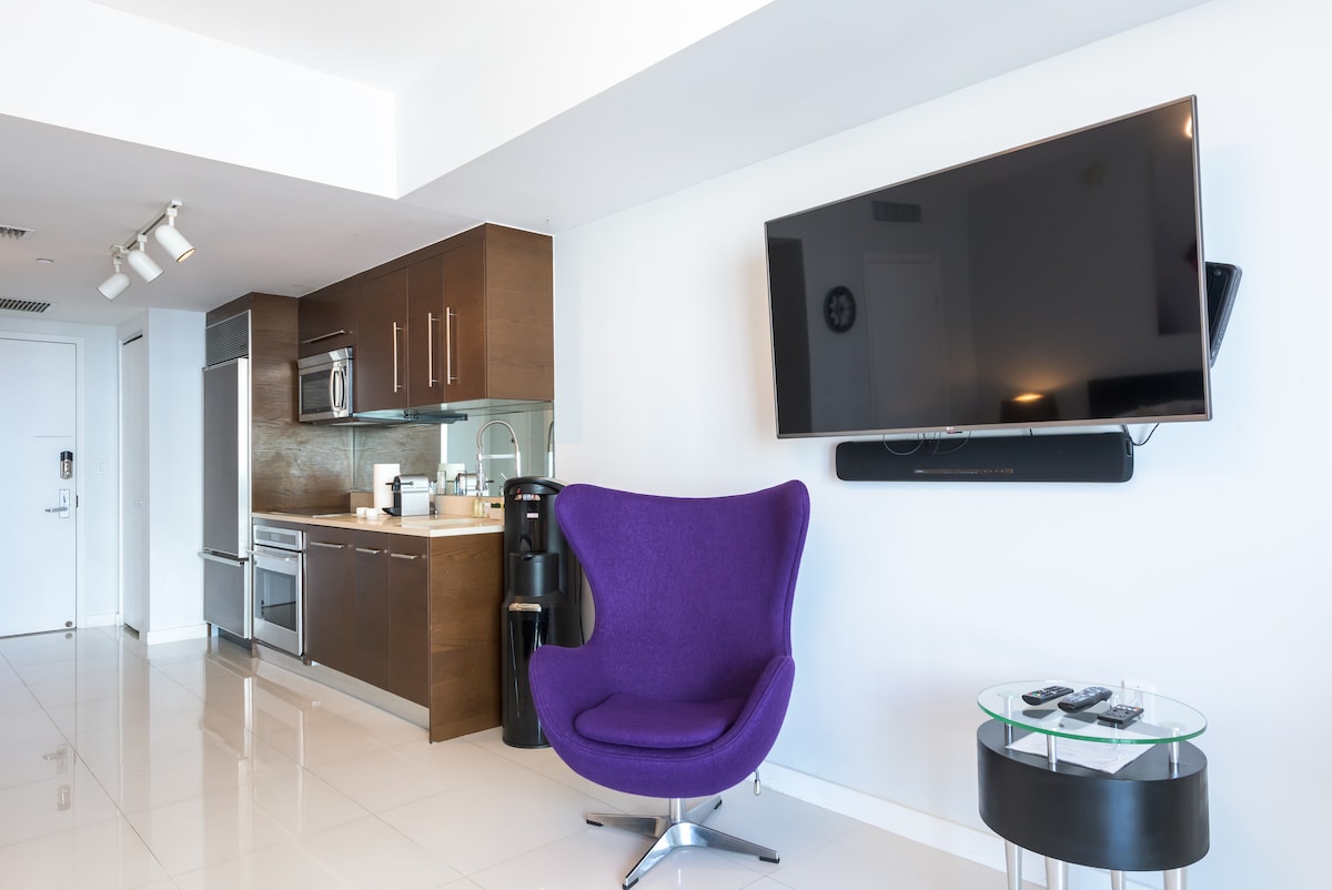 Icon Brickell Suite