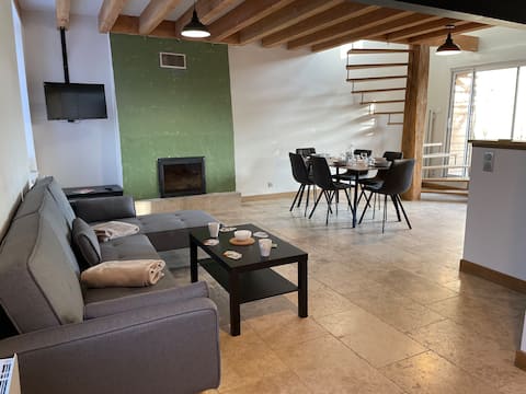 Townhouse with south-facing terrace and garden