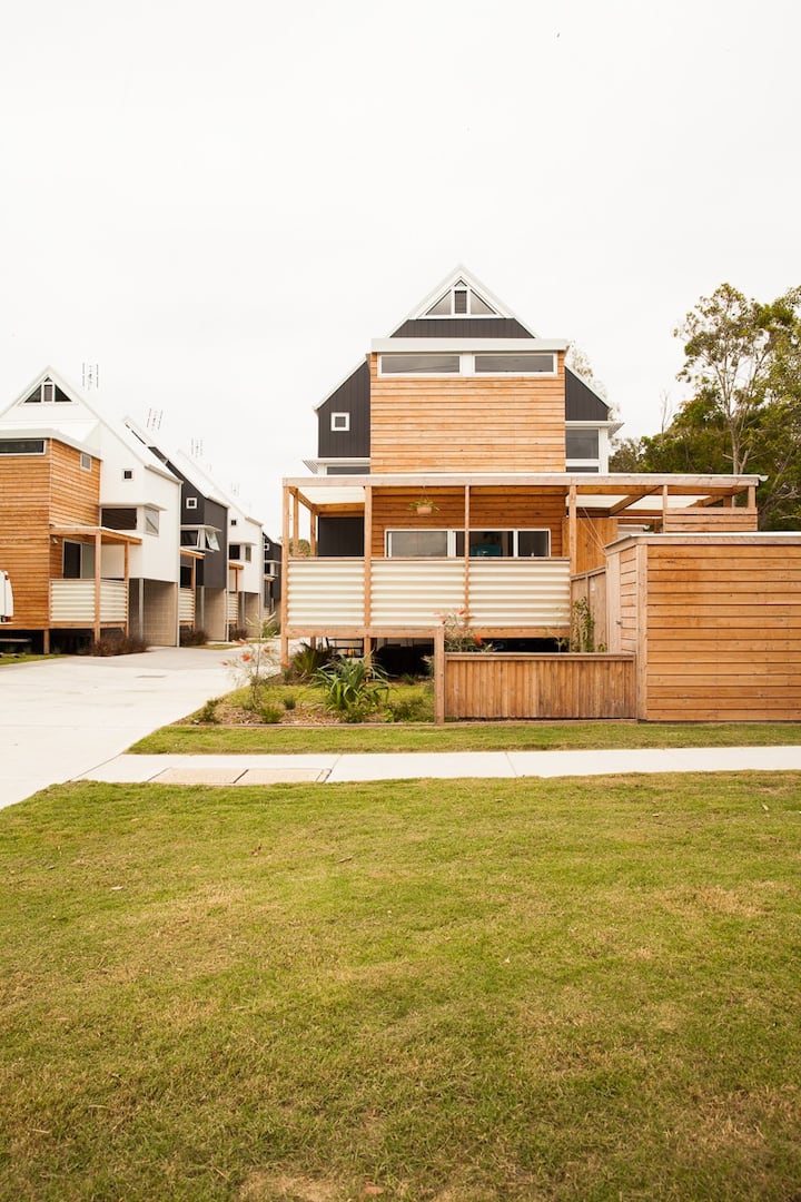 10 - Pacific Street Terraces.