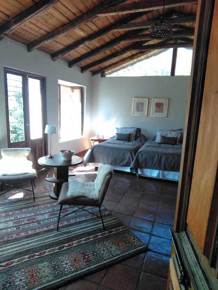 Habitación doble con baño privado en la Casa de Campo