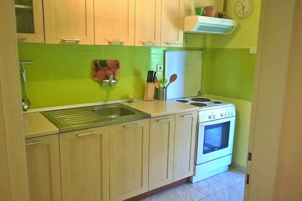 Kitchen fully equipped.
