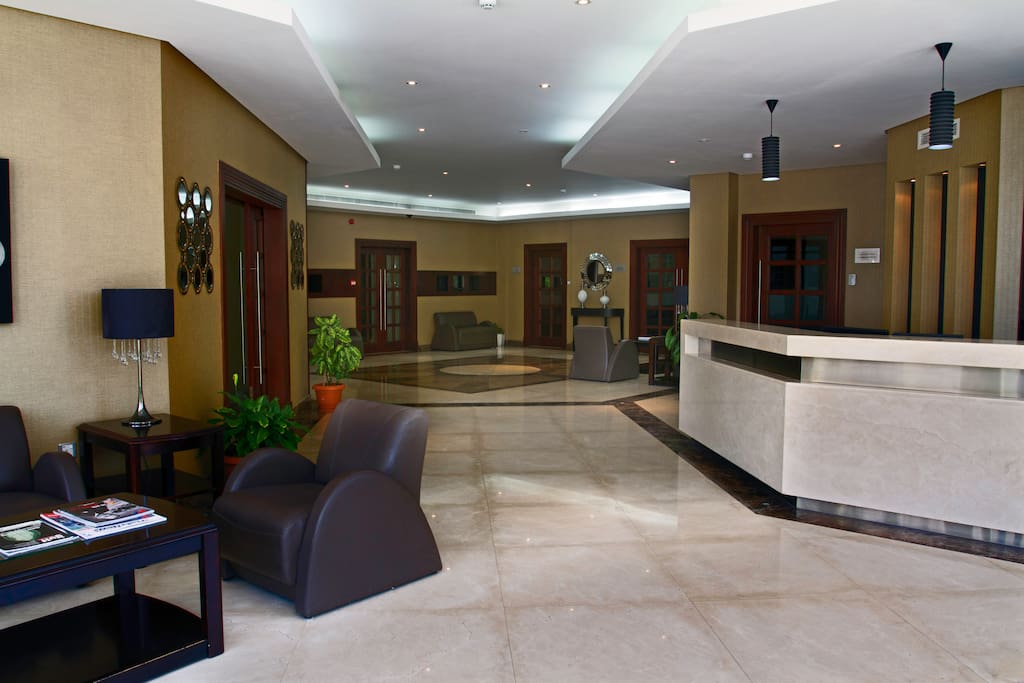Lobby & reception area