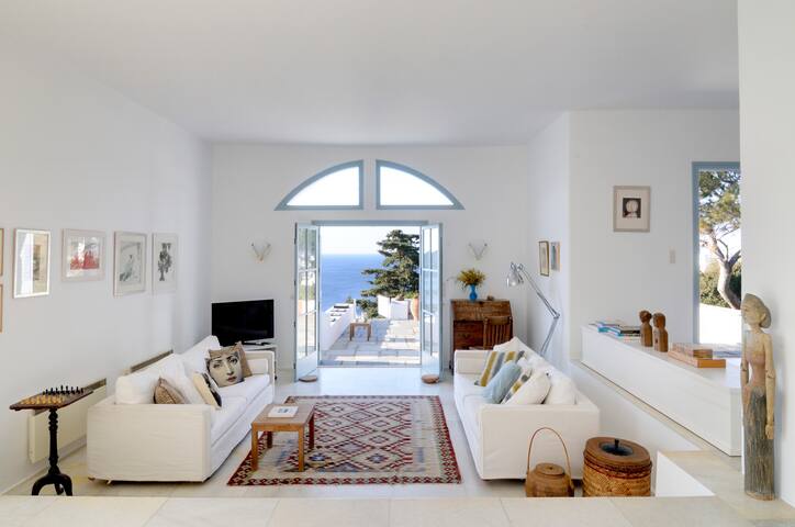 Sky Villa gallery image 3