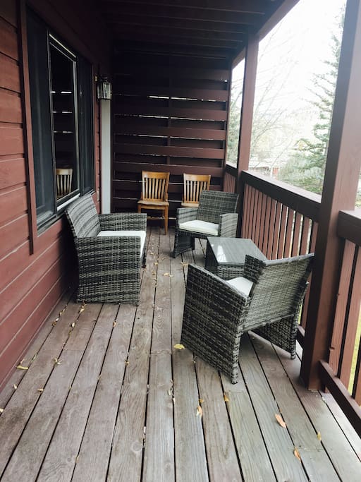 Unit B balcony off "cowboy room"