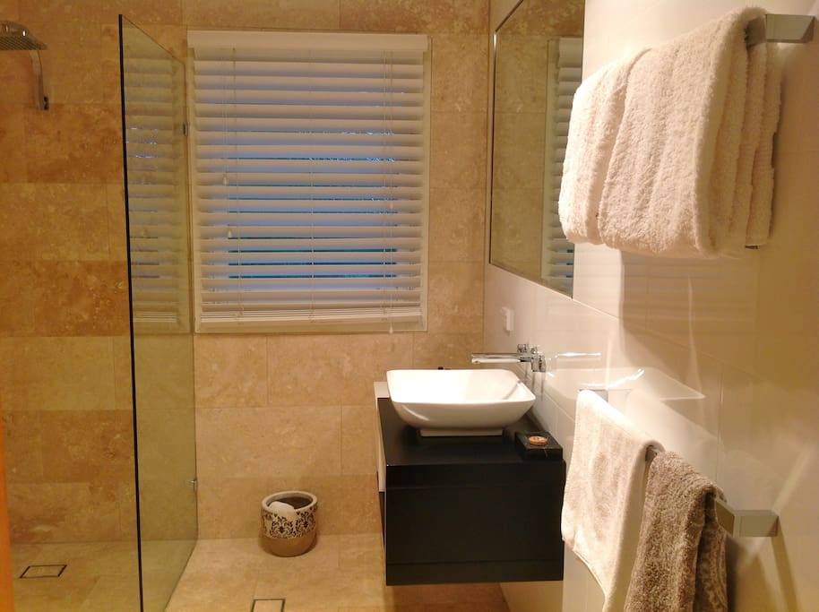 Elegant Stone Bathrooms