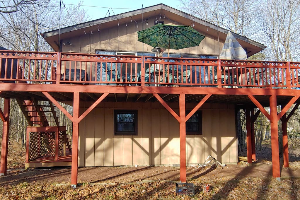 POCONO CABIN ATTRACTIONS CLOSE! Cabins for Rent in Long Pond