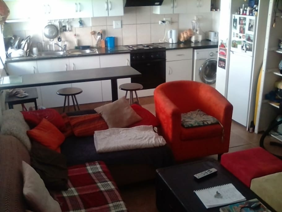 Kitchen & Lounge
