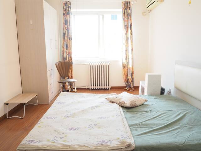 Jojo 军事博物馆玉渊潭1号线9号线地铁站金融街北京西站限女性采光绝佳宽敞干净主卧1 Bedroom 1 Bathroom Condominium Beijing China