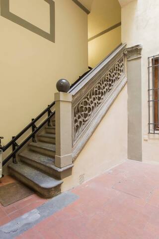 TERRAZZA + MICHELANGELO APARTMENTS gallery image 5