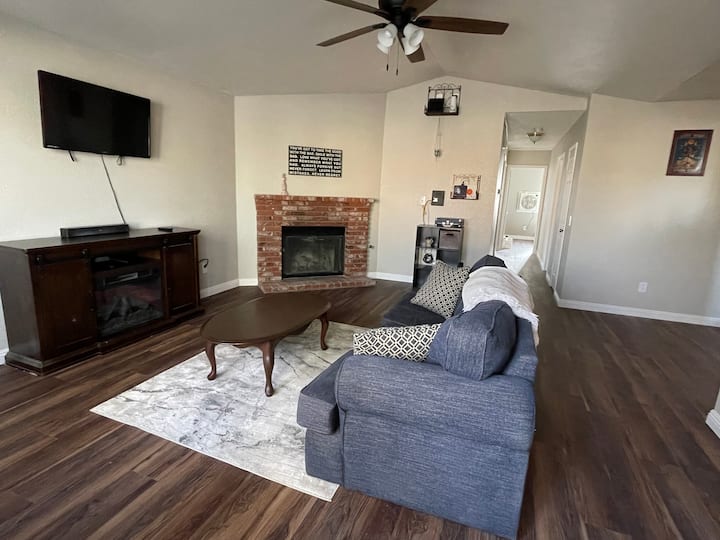 Rosamond Vacation Rentals & Homes California, United States Airbnb