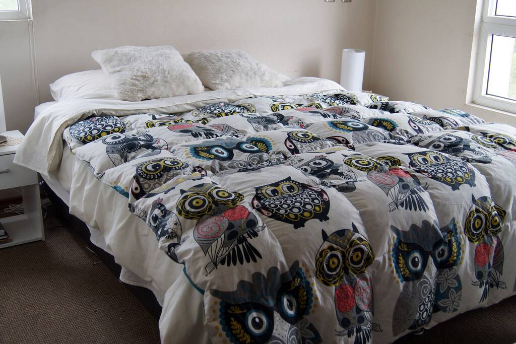 Confortable cama para dos personas