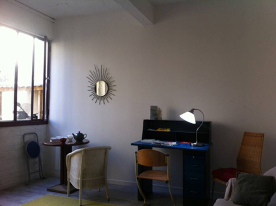 Rez-de-chaussée, coin bureau