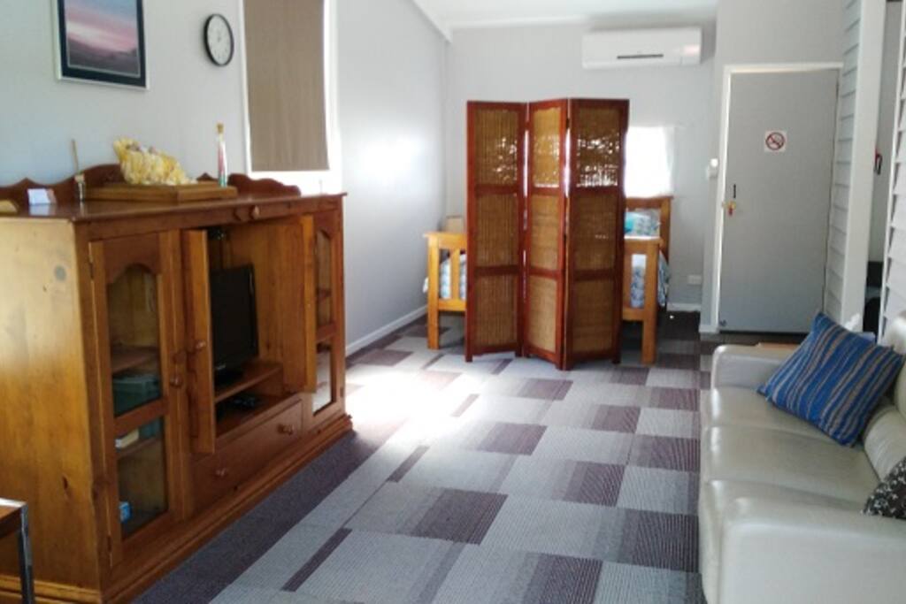 Studio Living area with Q Bed